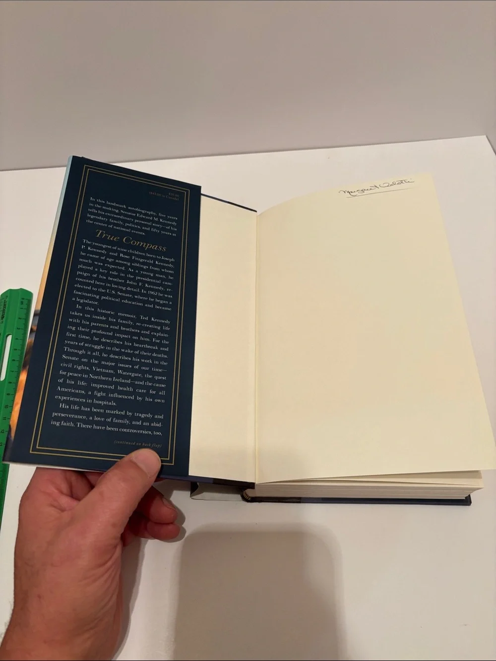 True Compass : A Memoir by Edward M. Kennedy (2009, Hardcover)